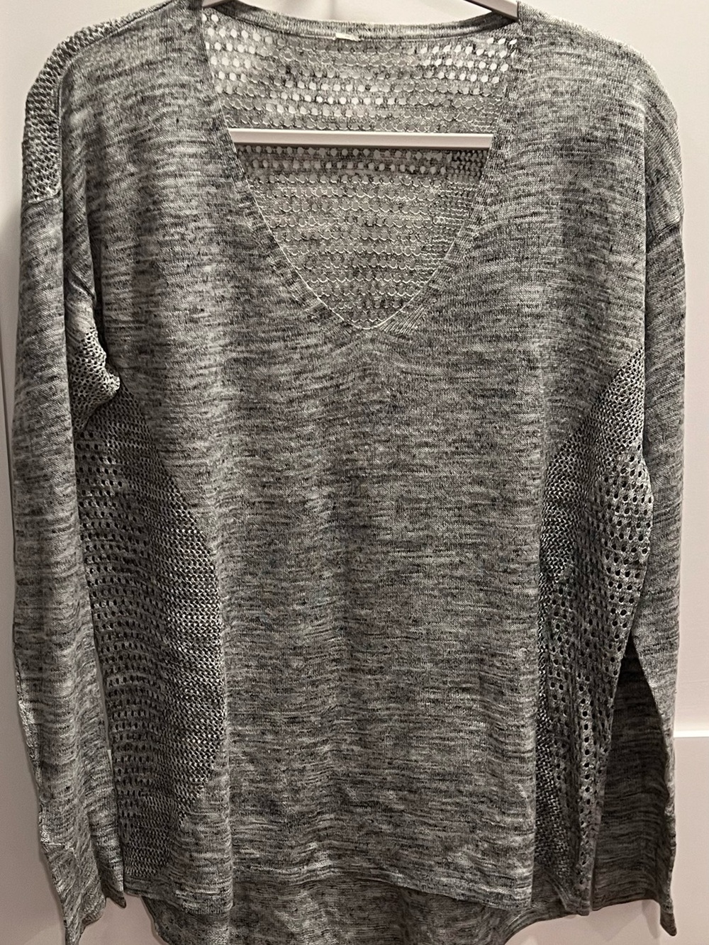 Lululemon Still Movement Women's Gray V-Neck Knit Sweater